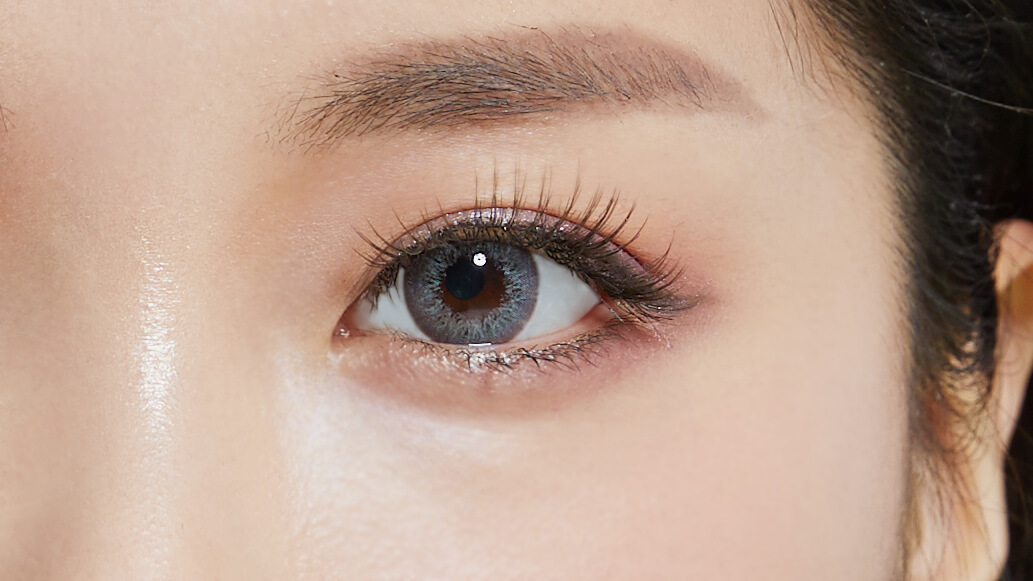 BTSカラコン！「MTPR×BTS」ワンデーカラコン（マイセルフグレー）IDOLシリーズ　装用イメージ